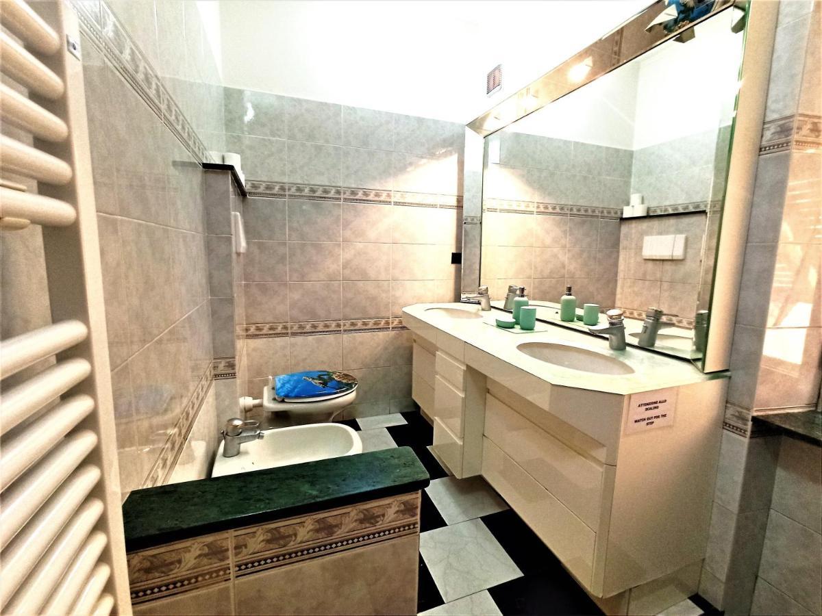 Casa Vacanza Laura Gênes Extérieur photo